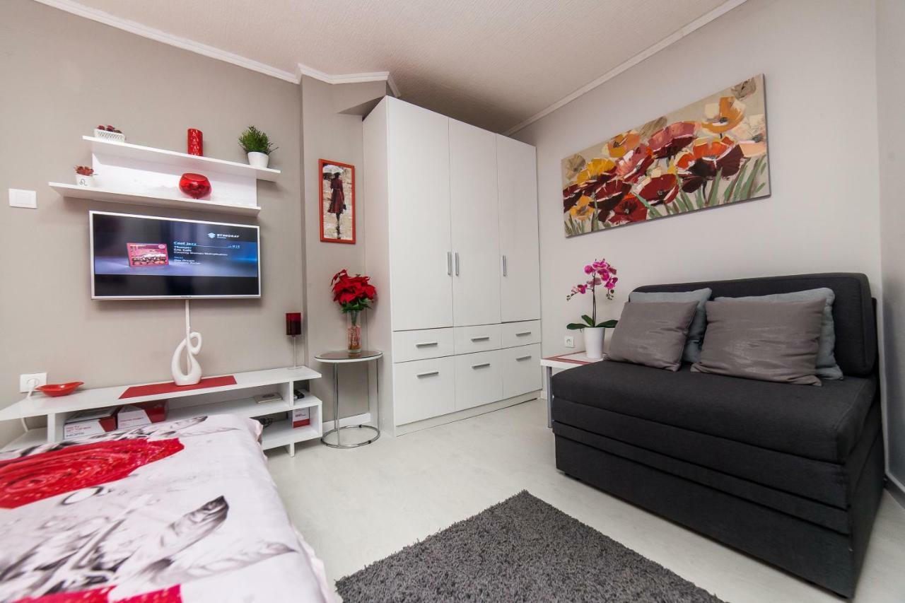 Apartment Romanov Белград Экстерьер фото