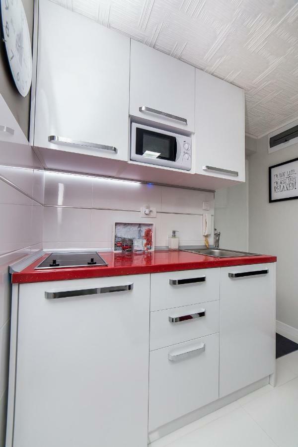 Apartment Romanov Белград Экстерьер фото